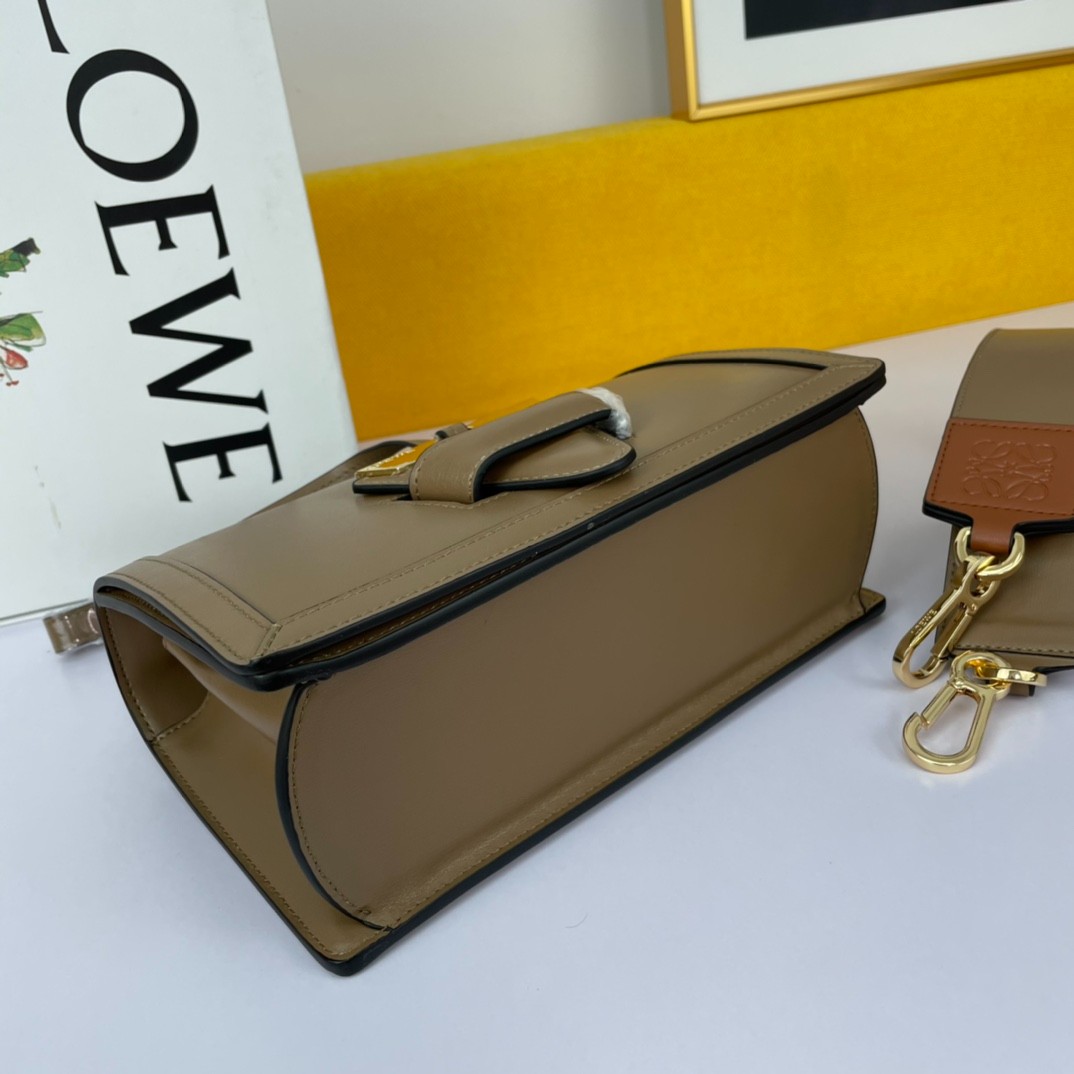 140 090#210-Celing-bags-2023SS