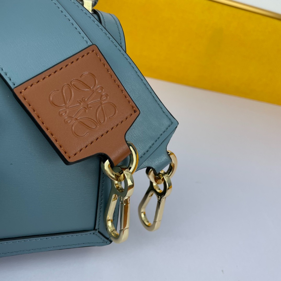 132 082#210-Celing-bags-2023SS