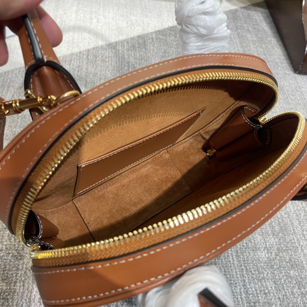 119 069#210-Celing-bags-2023SS