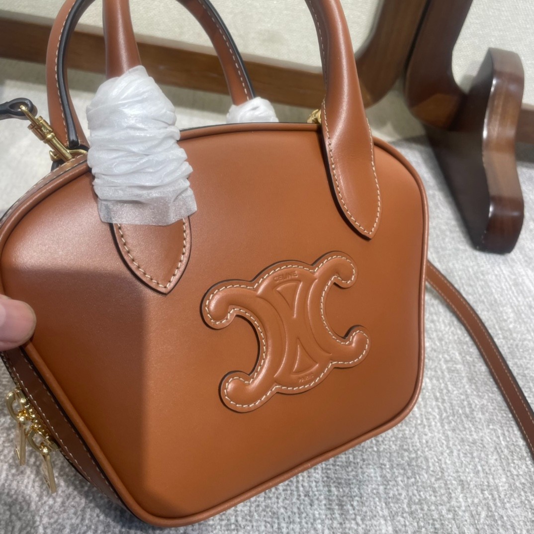 119 069#210-Celing-bags-2023SS