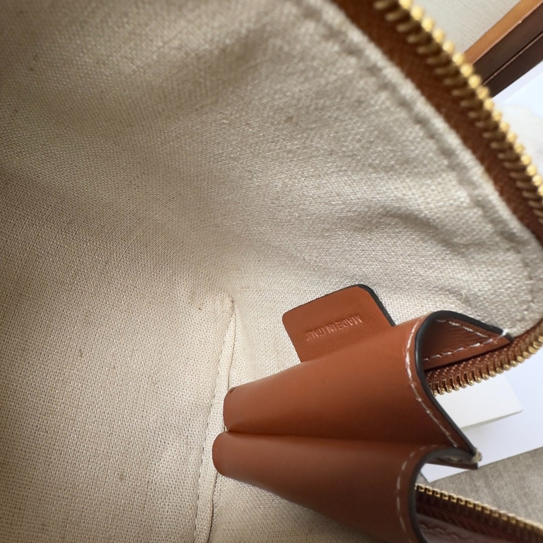 107 057#210-Celing-bags-2023SS