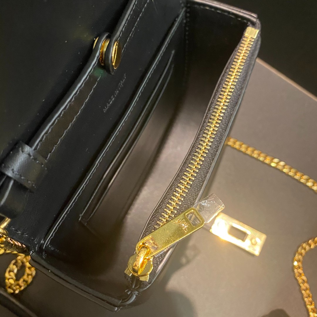 087 037#210-Celing-bags-2023SS