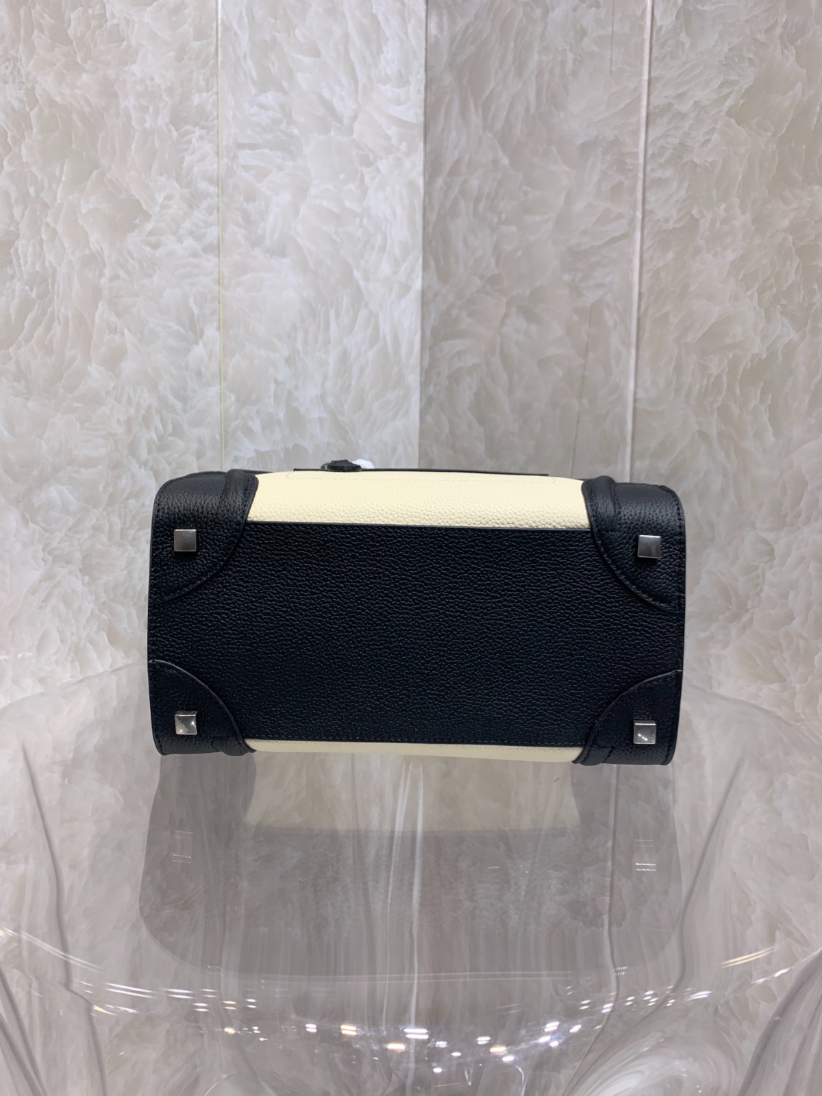 070 020#210-Celing-bags-2023SS