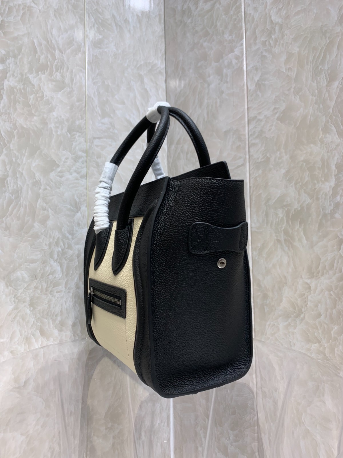 070 020#210-Celing-bags-2023SS