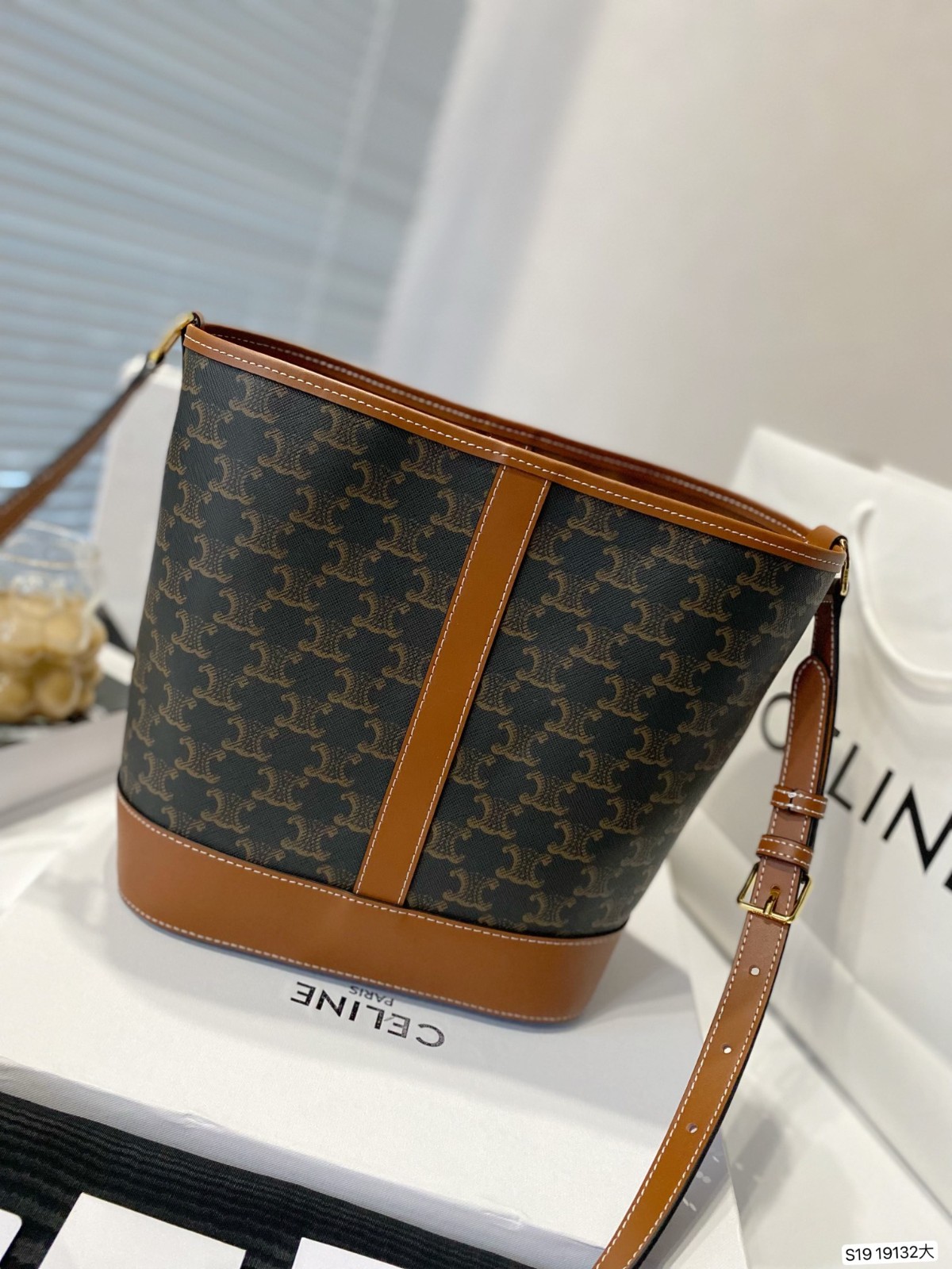 054 004#210-Celing-bags-2023SS