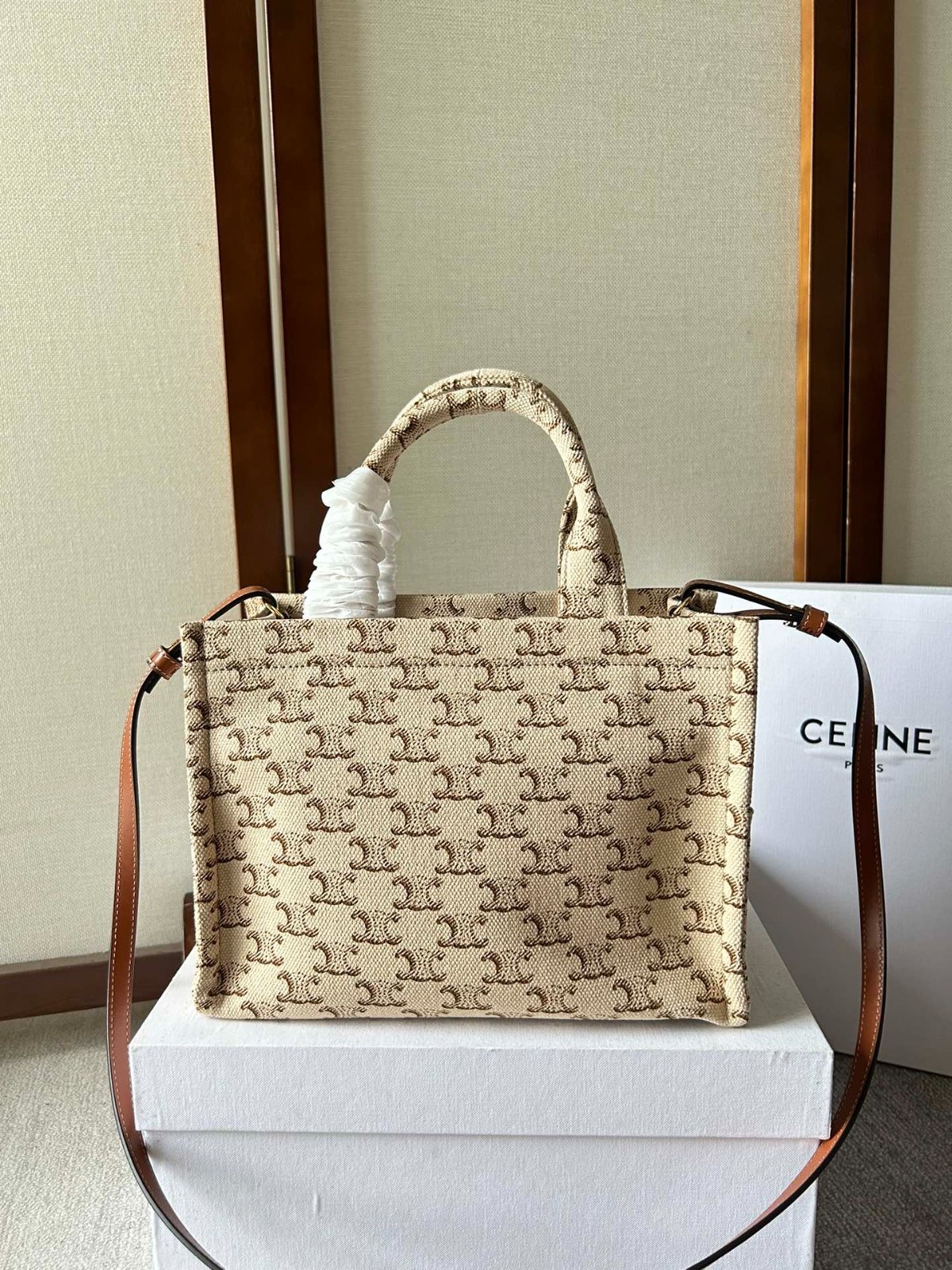 039 039#210-Celing-bags-02-2023SS