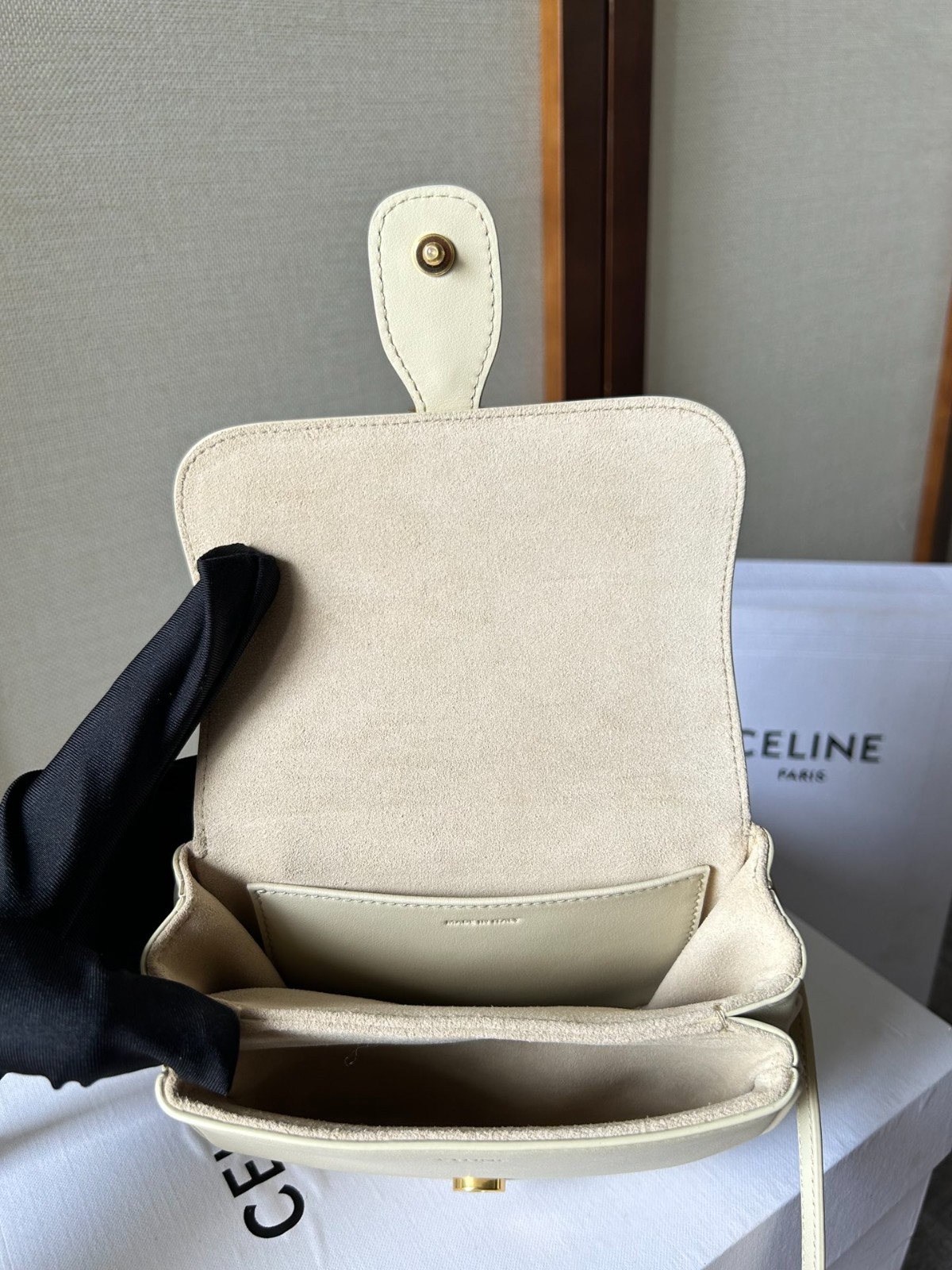 037 037#210-Celing-bags-02-2023SS