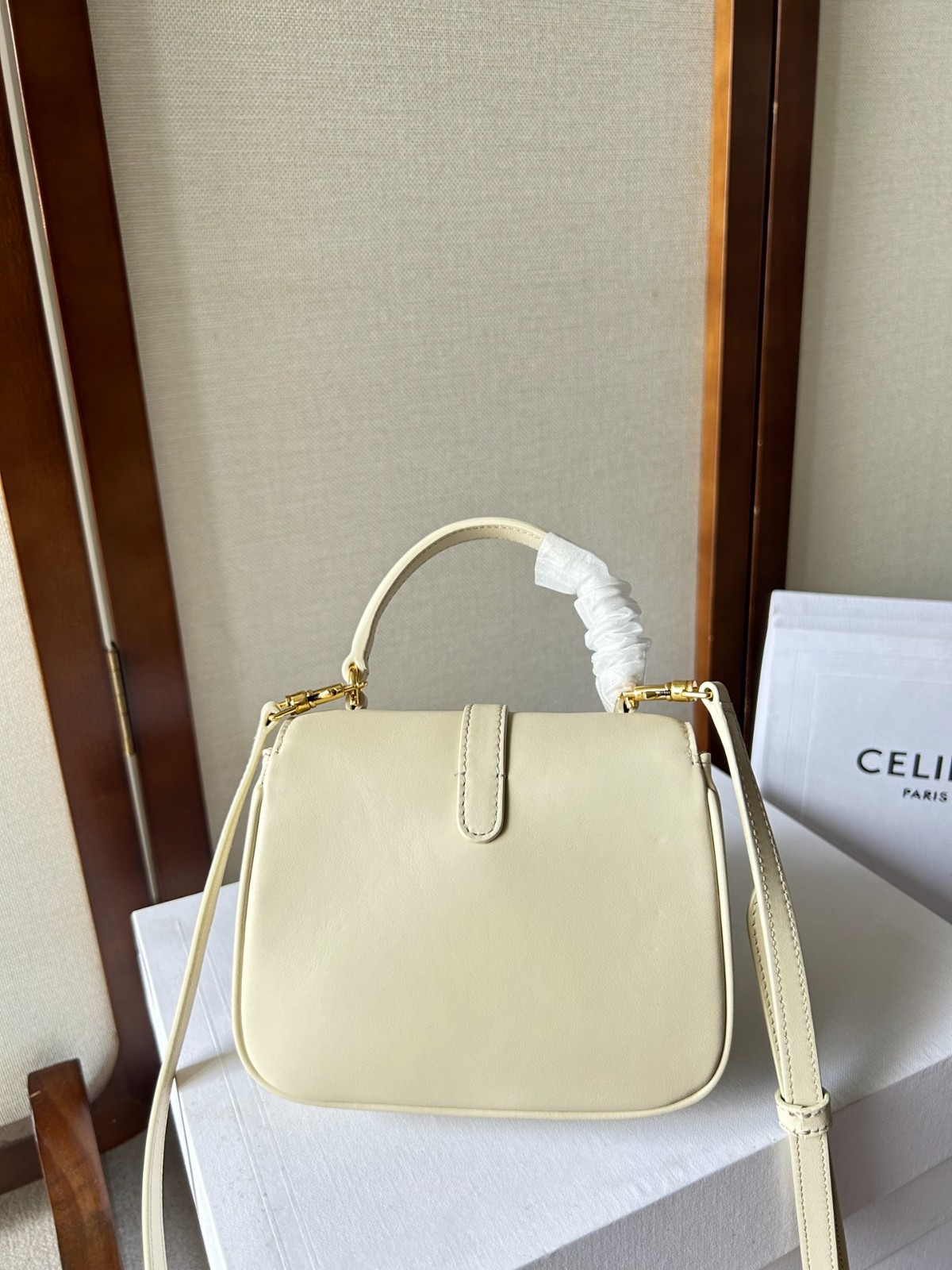 037 037#210-Celing-bags-02-2023SS