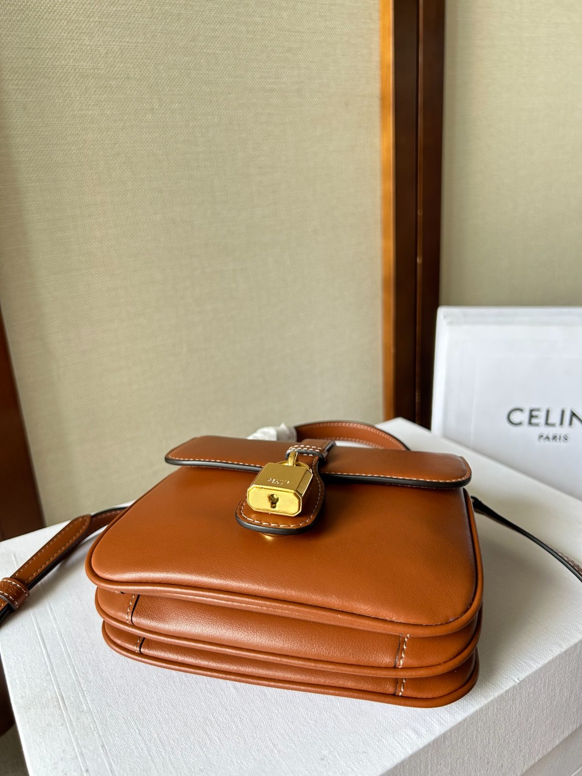 033 033#210-Celing-bags-02-2023SS