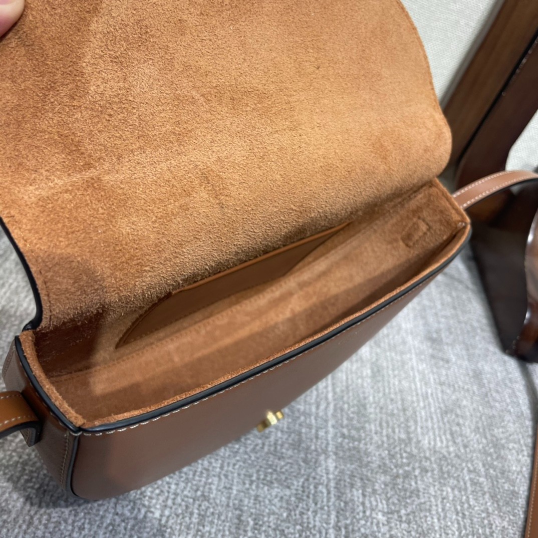 027 027#210-Celing-bags-02-2023SS