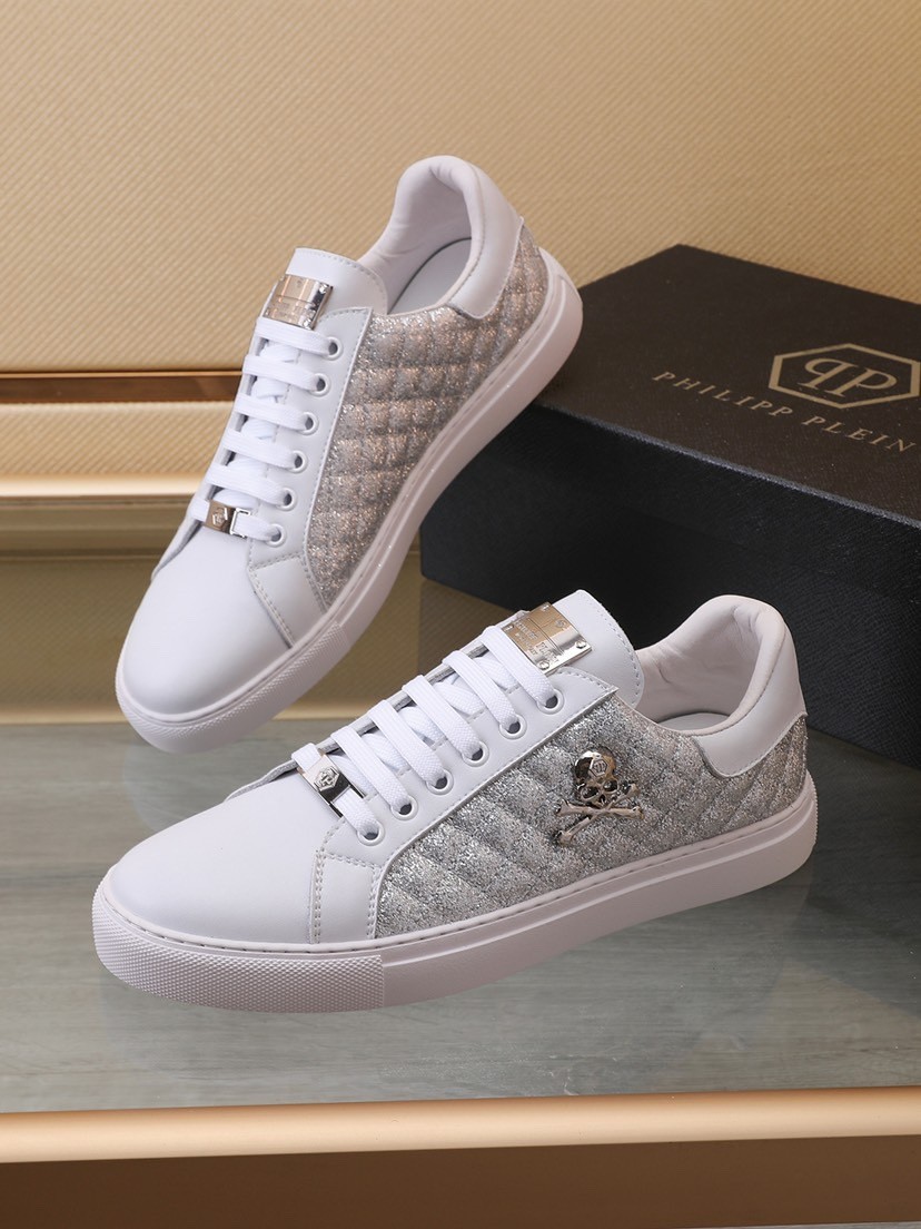 070 070#011-PhilippPlein-2023SS