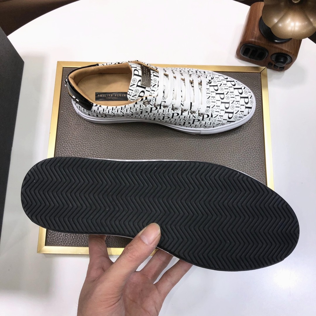 069 069#011-PhilippPlein-2023SS