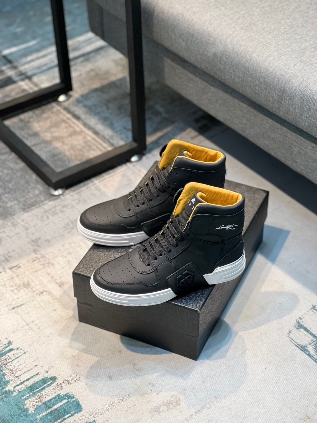 068 068#011-PhilippPlein-2023SS