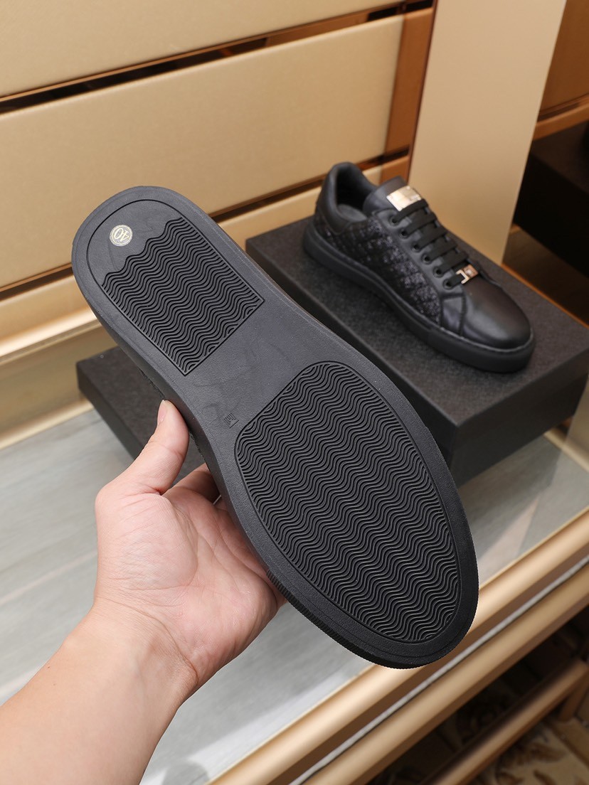 067 067#011-PhilippPlein-2023SS