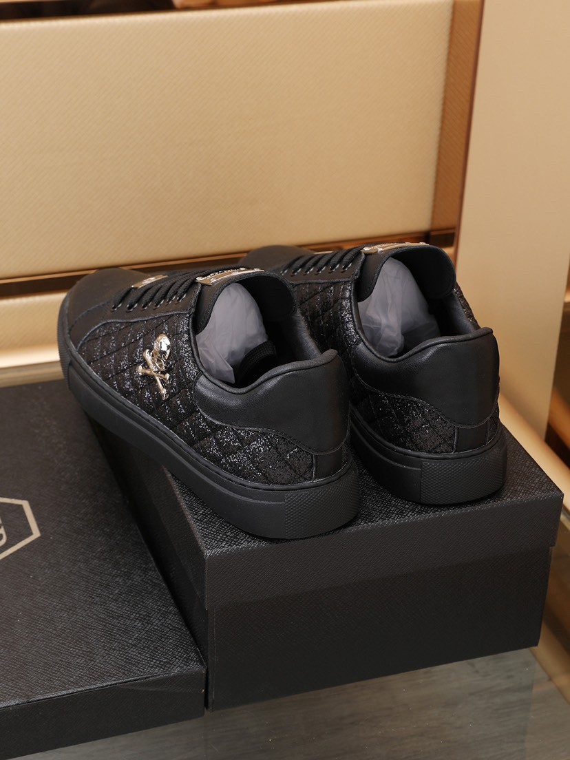 067 067#011-PhilippPlein-2023SS