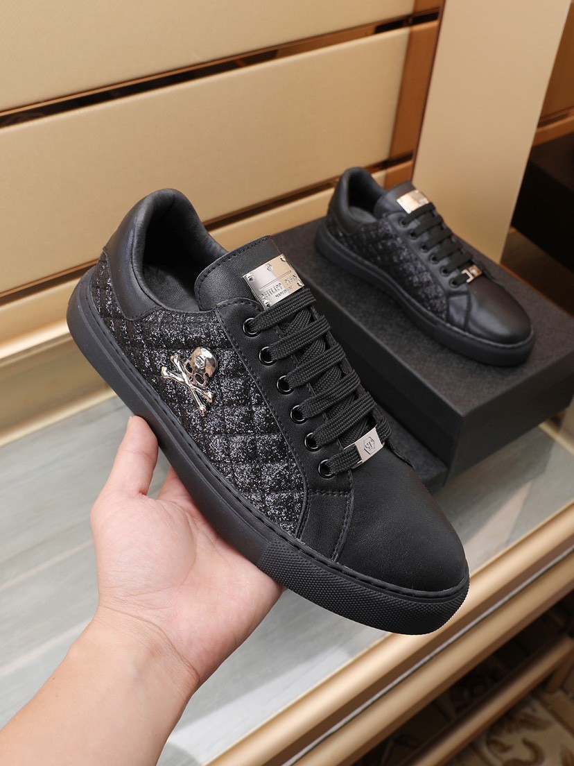 067 067#011-PhilippPlein-2023SS