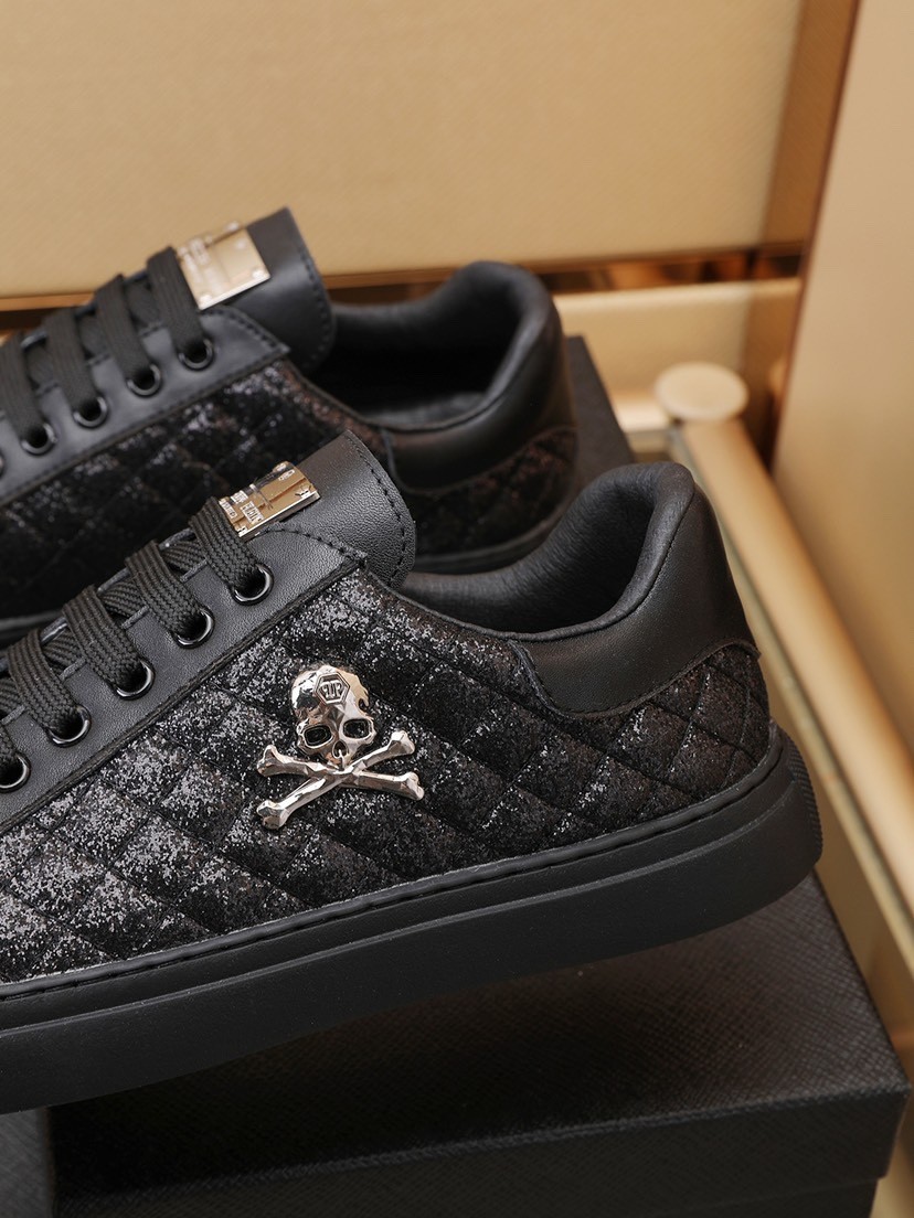 067 067#011-PhilippPlein-2023SS