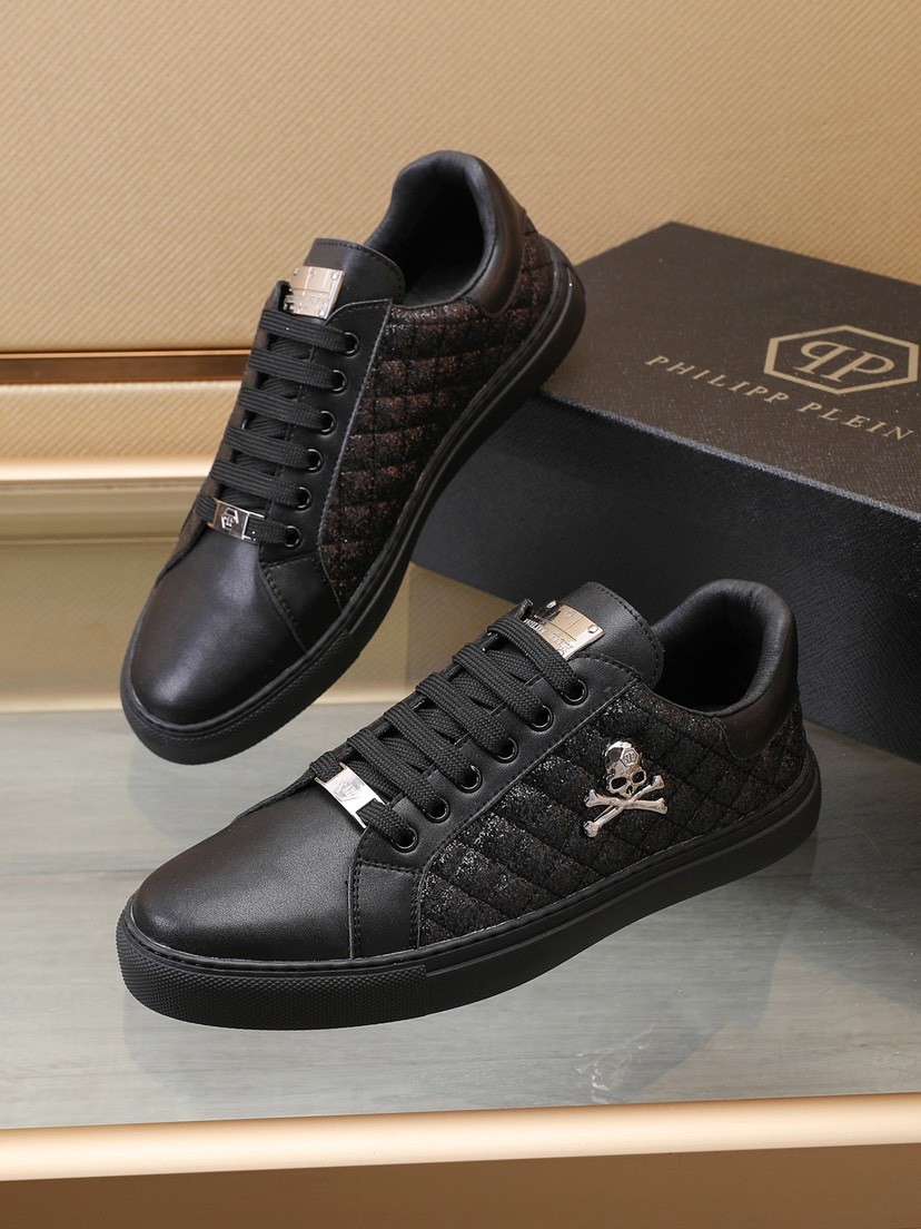 067 067#011-PhilippPlein-2023SS