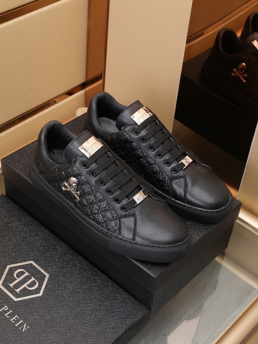 067 067#011-PhilippPlein-2023SS