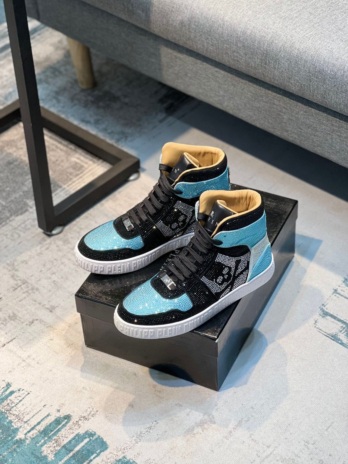 066 066#011-PhilippPlein-2023SS