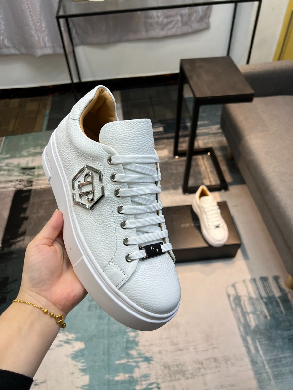 065 065#011-PhilippPlein-2023SS
