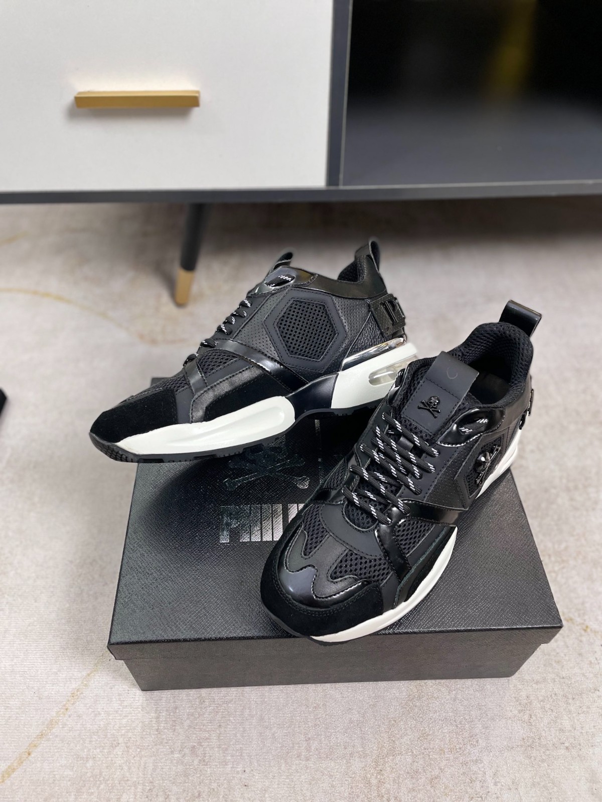 062 062#011-PhilippPlein-2023SS