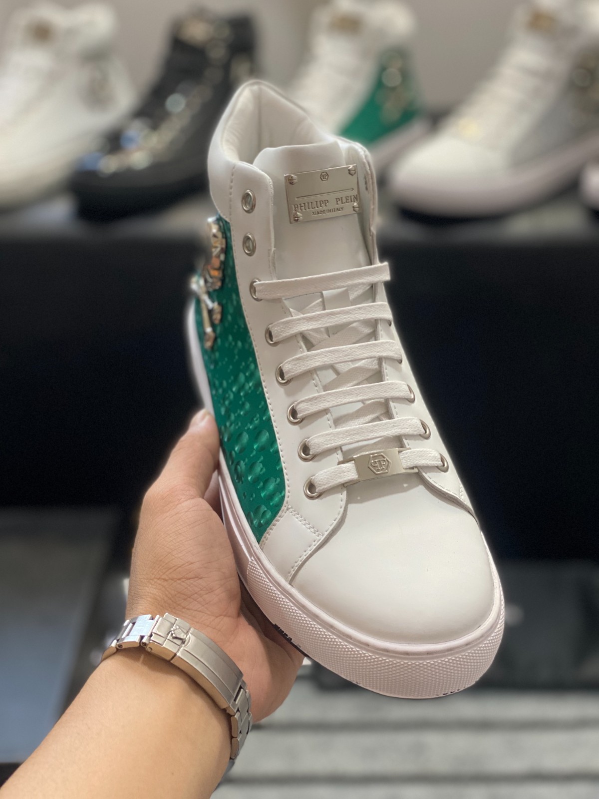 060 060#011-PhilippPlein-2023SS