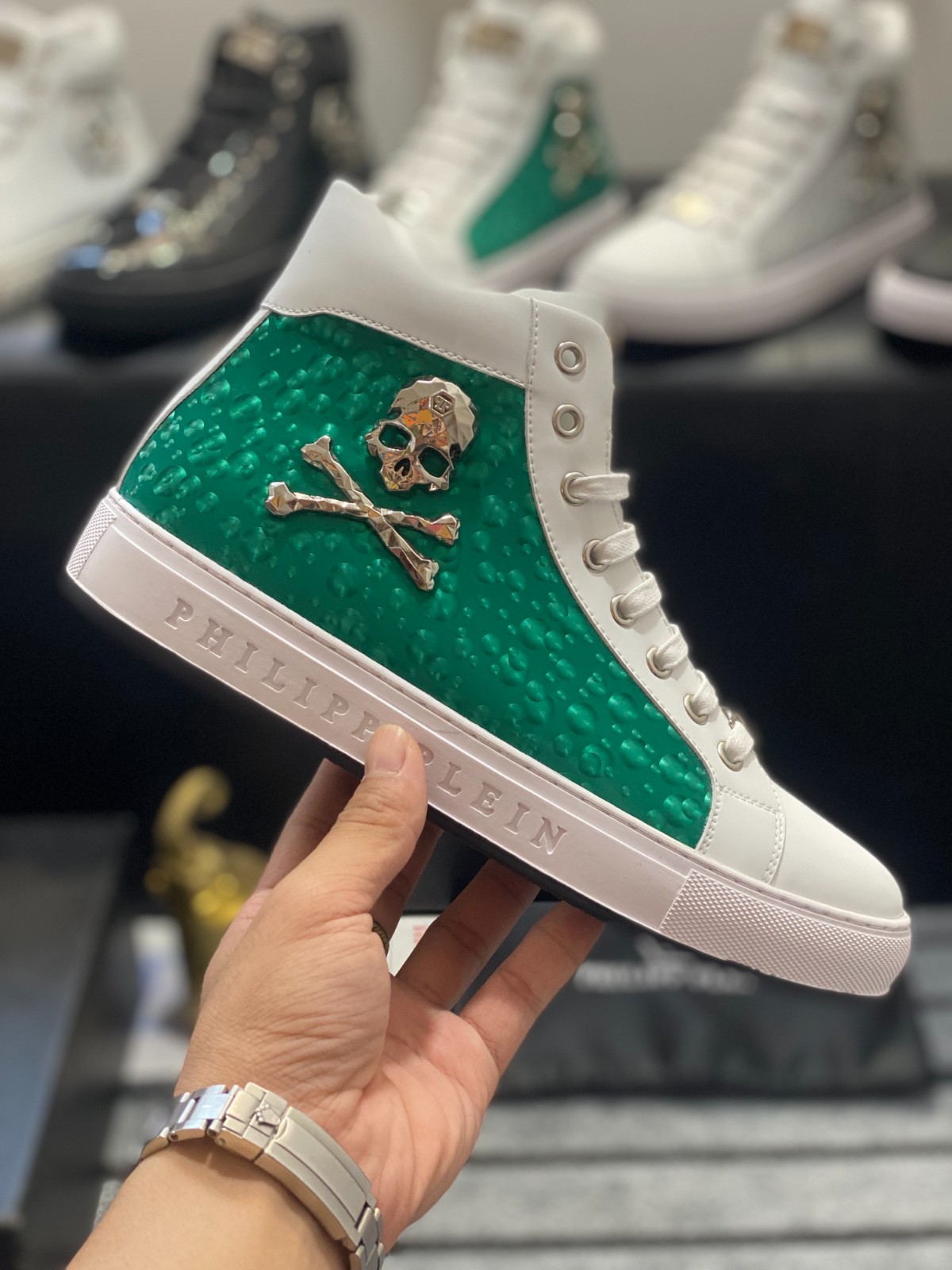 060 060#011-PhilippPlein-2023SS