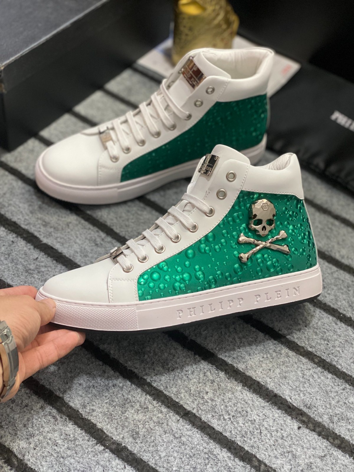 060 060#011-PhilippPlein-2023SS