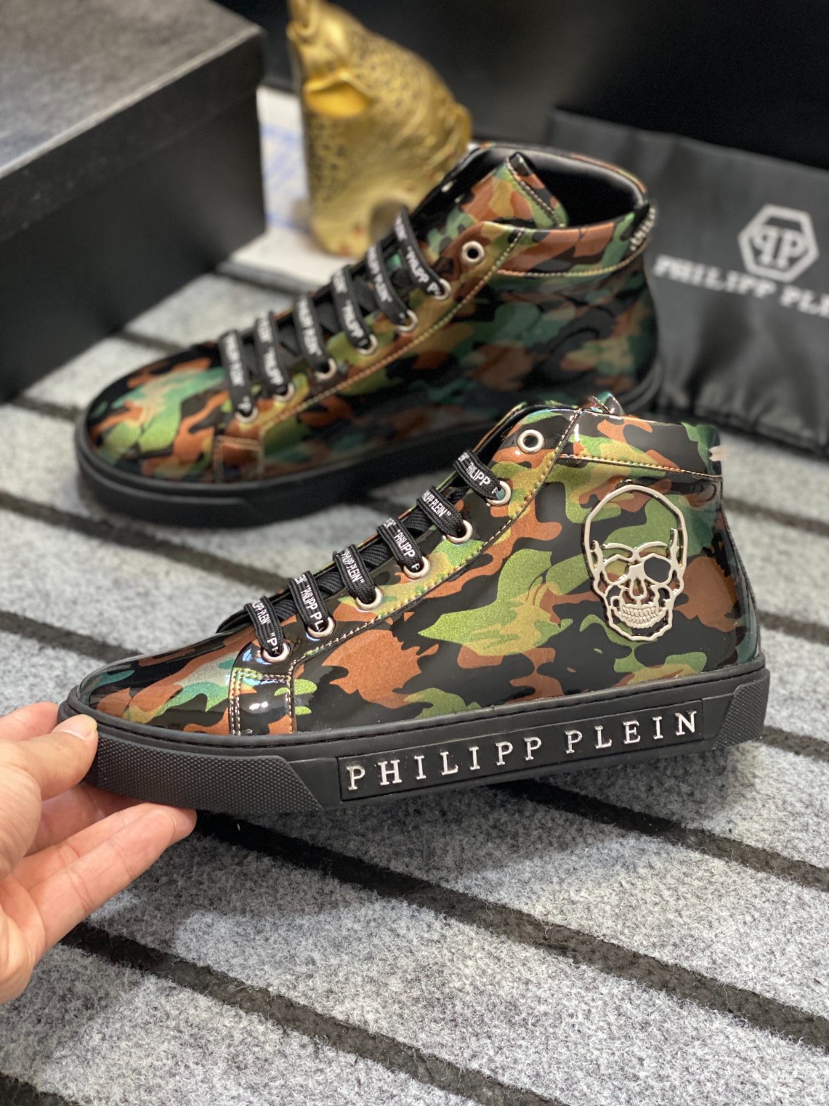 057 057#011-PhilippPlein-2023SS