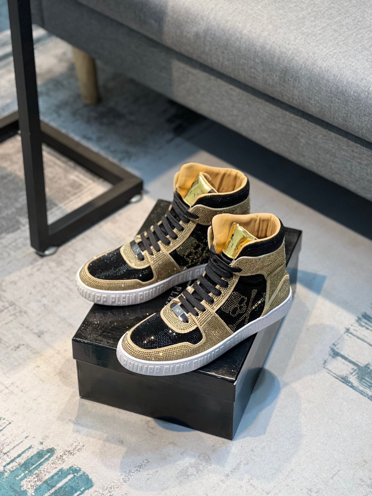 053 053#011-PhilippPlein-2023SS