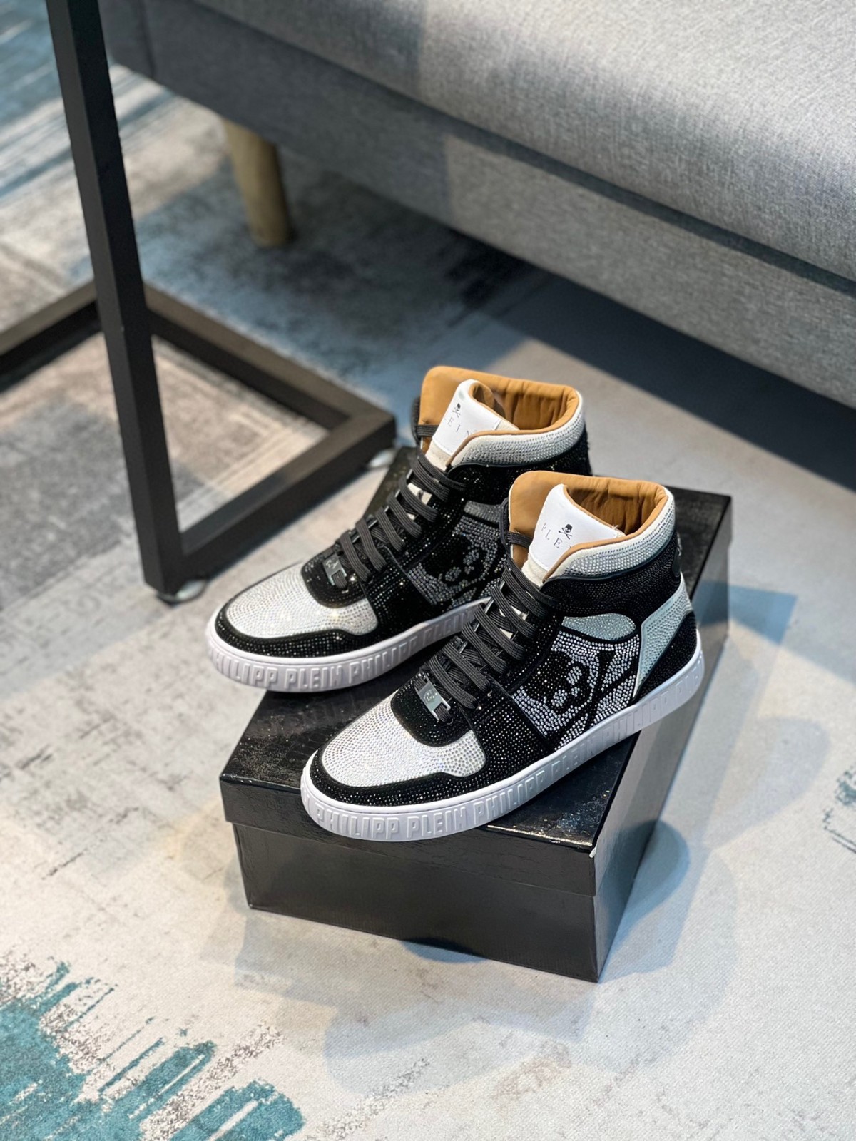 052 052#011-PhilippPlein-2023SS