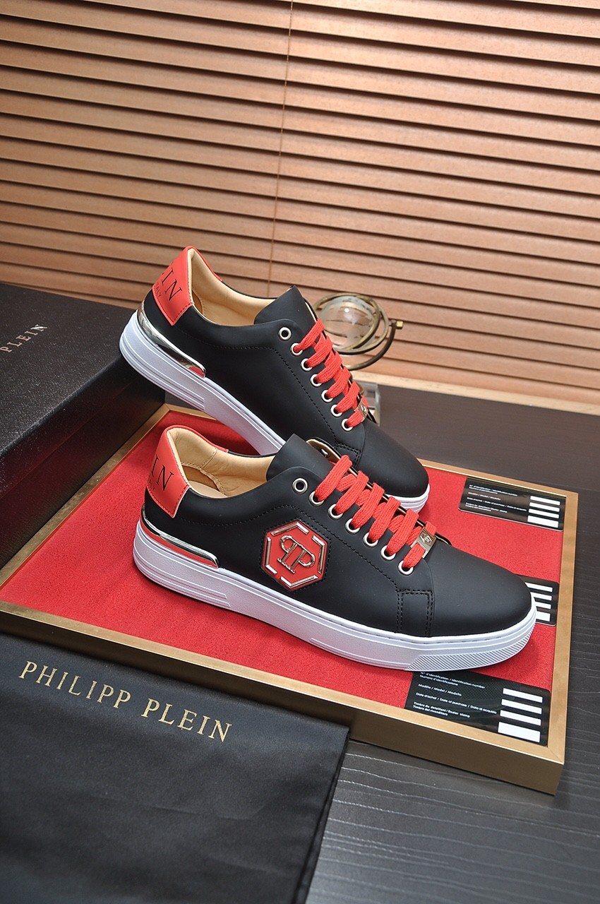 042 042#011-PhilippPlein-2023SS