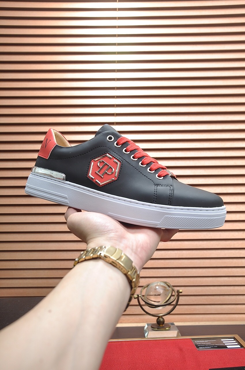 042 042#011-PhilippPlein-2023SS