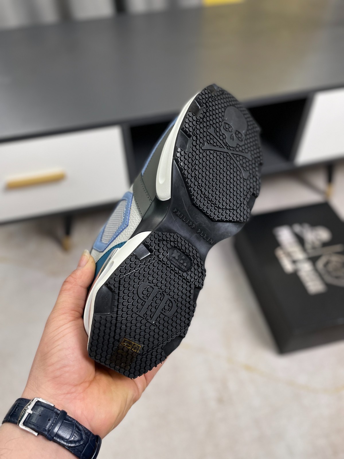 039 039#011-PhilippPlein-2023SS