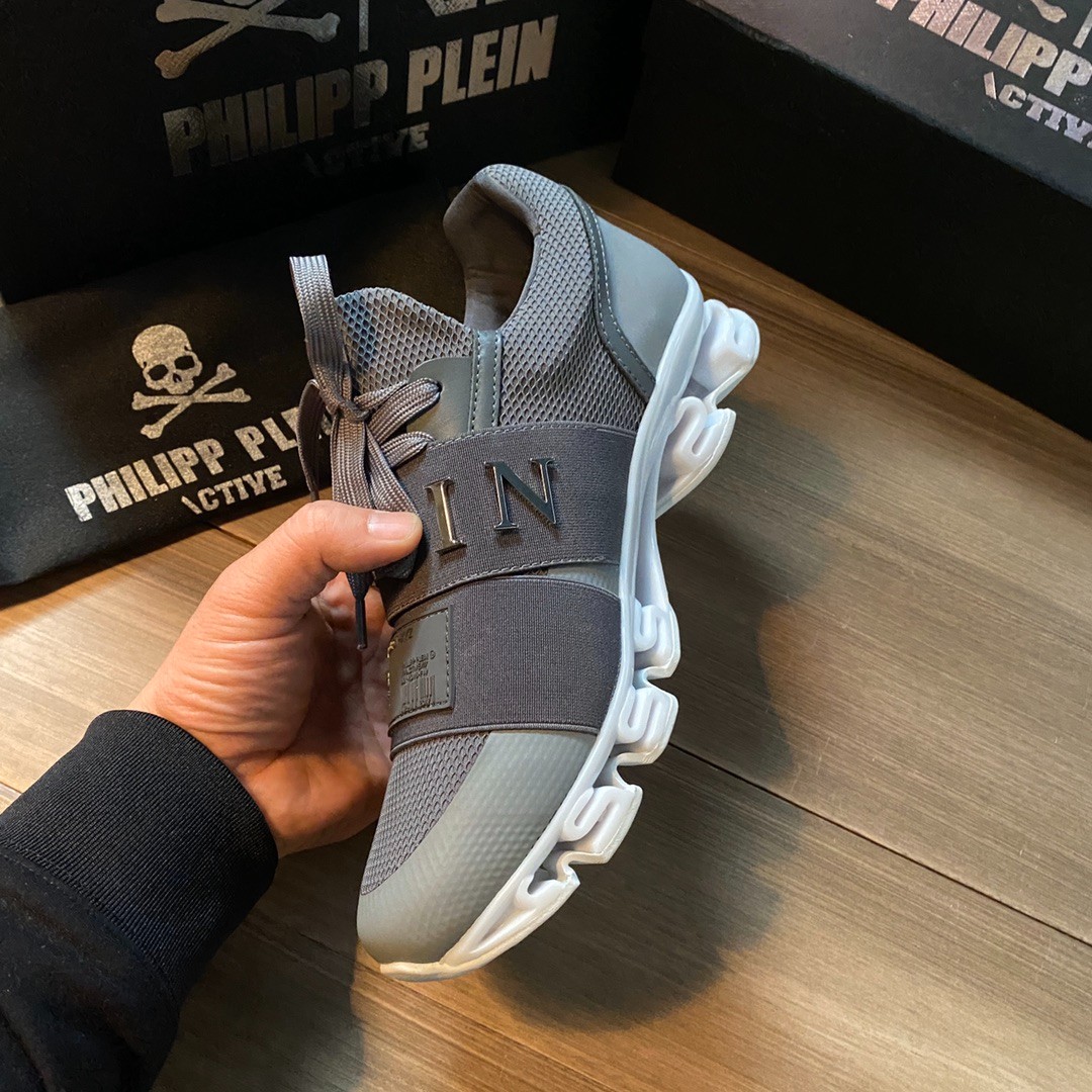 036 036#011-PhilippPlein-2023SS