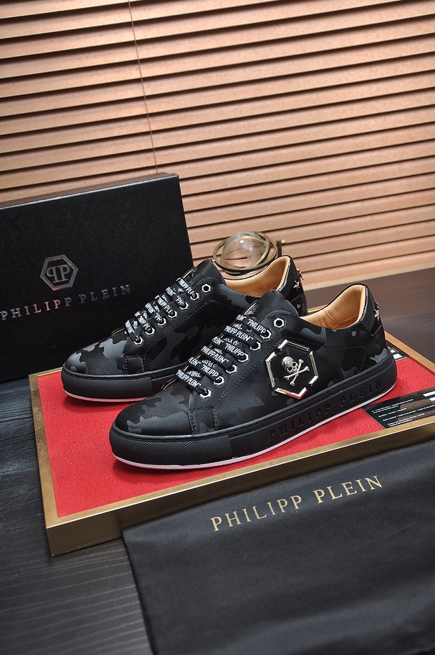 032 032#011-PhilippPlein-2023SS