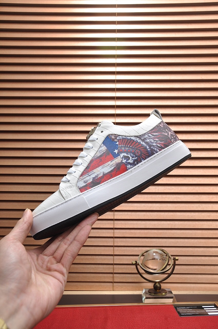 031 031#011-PhilippPlein-2023SS