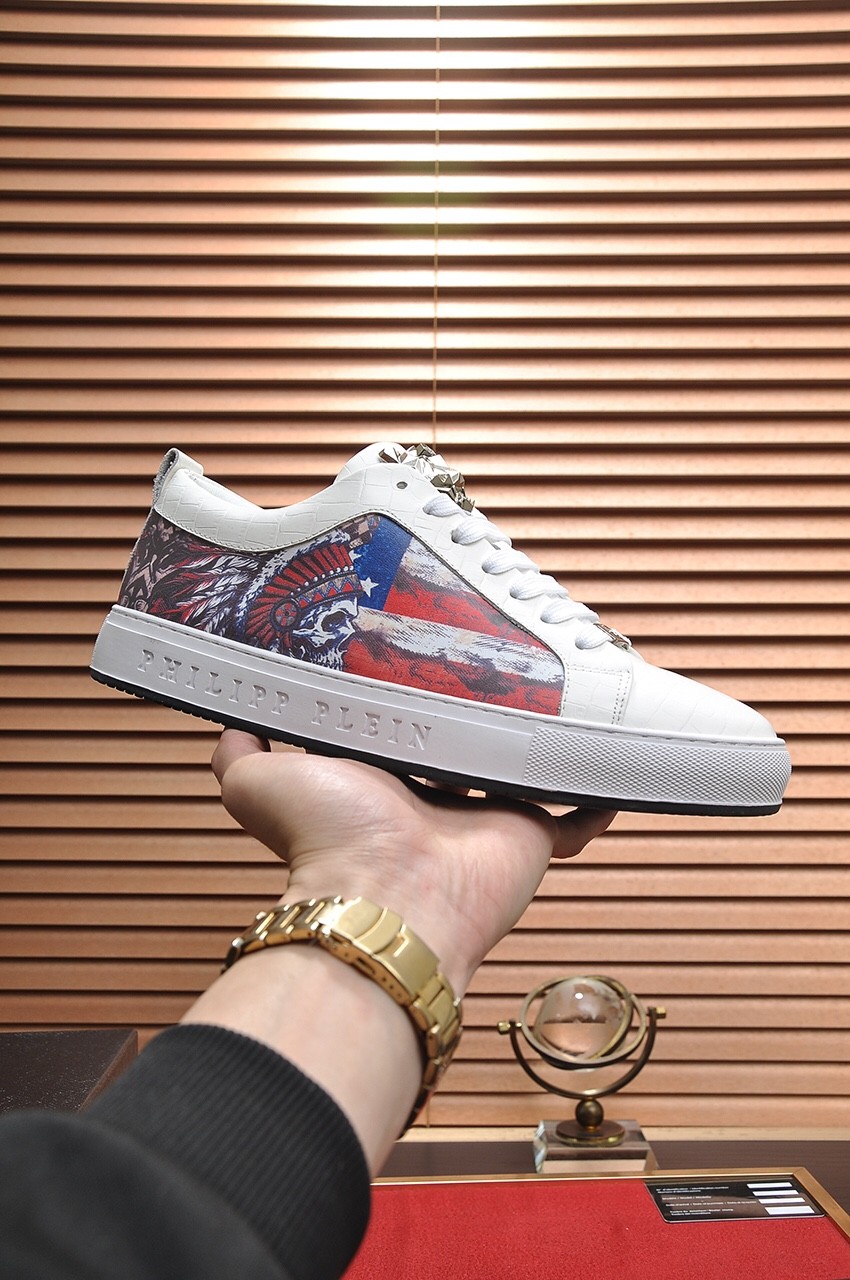 031 031#011-PhilippPlein-2023SS