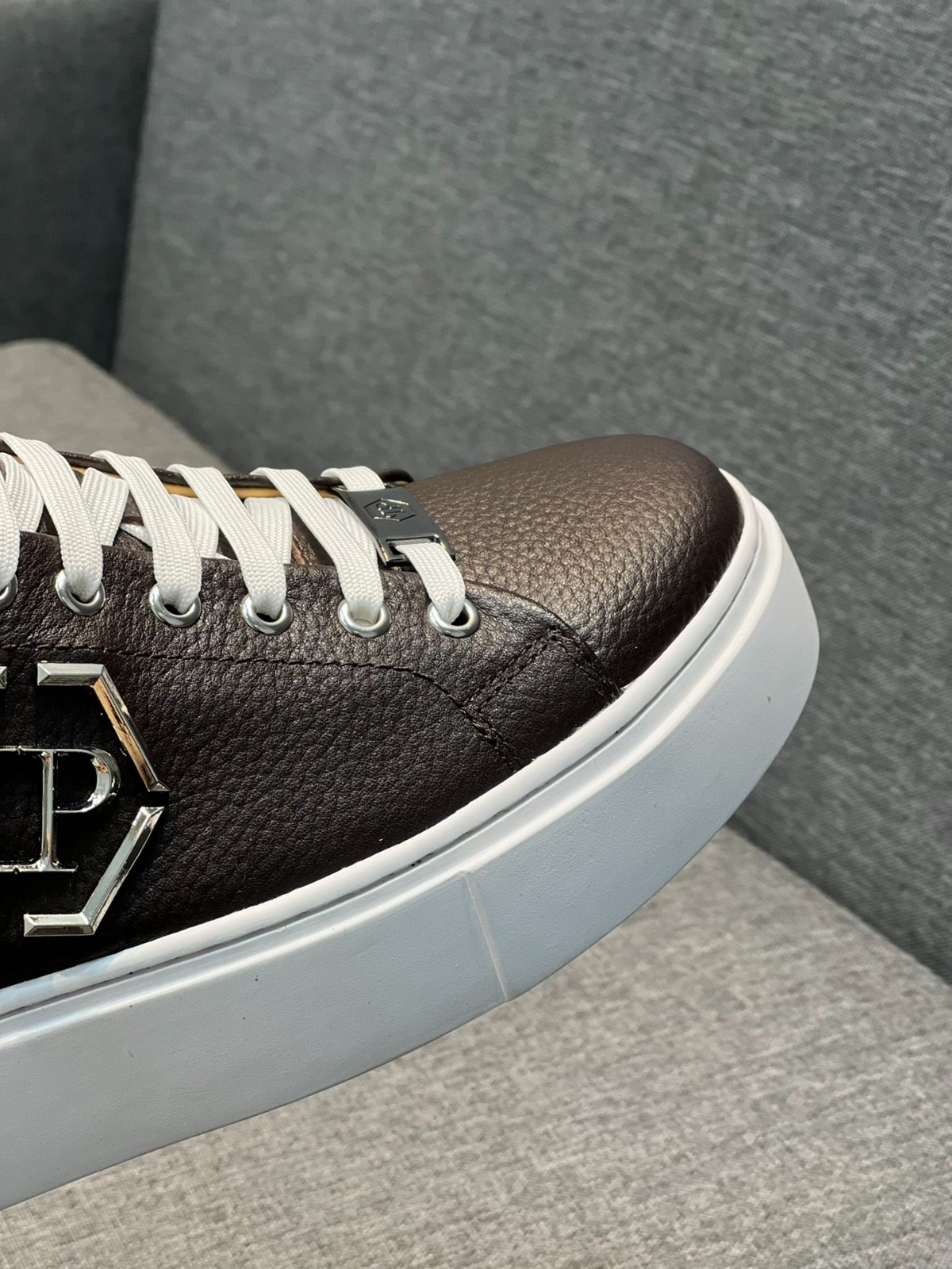 030 030#011-PhilippPlein-2023SS