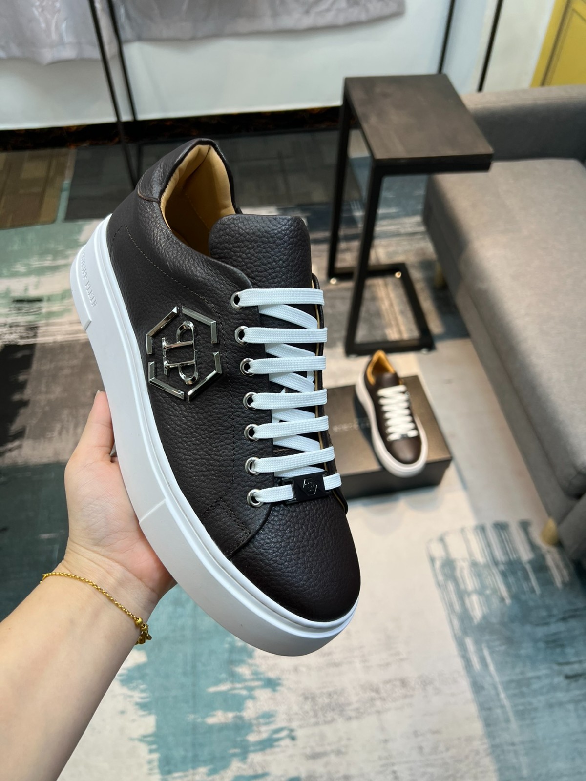 030 030#011-PhilippPlein-2023SS