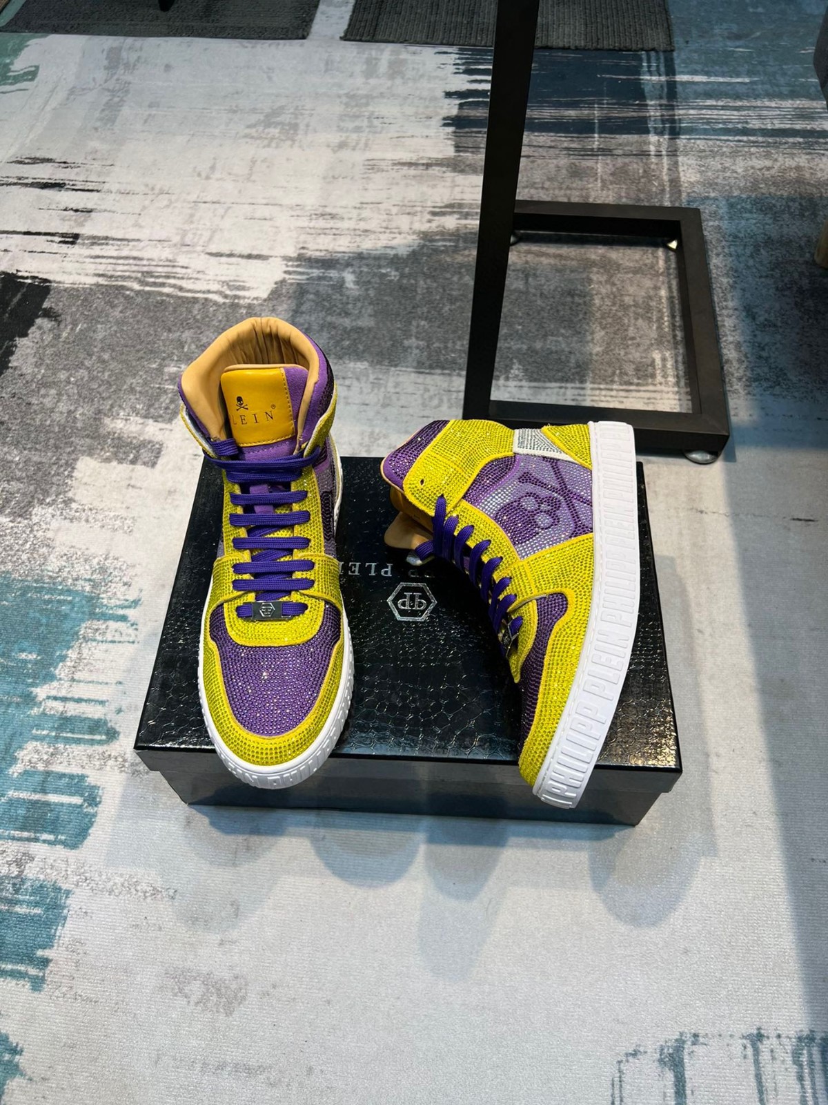 029 029#011-PhilippPlein-2023SS