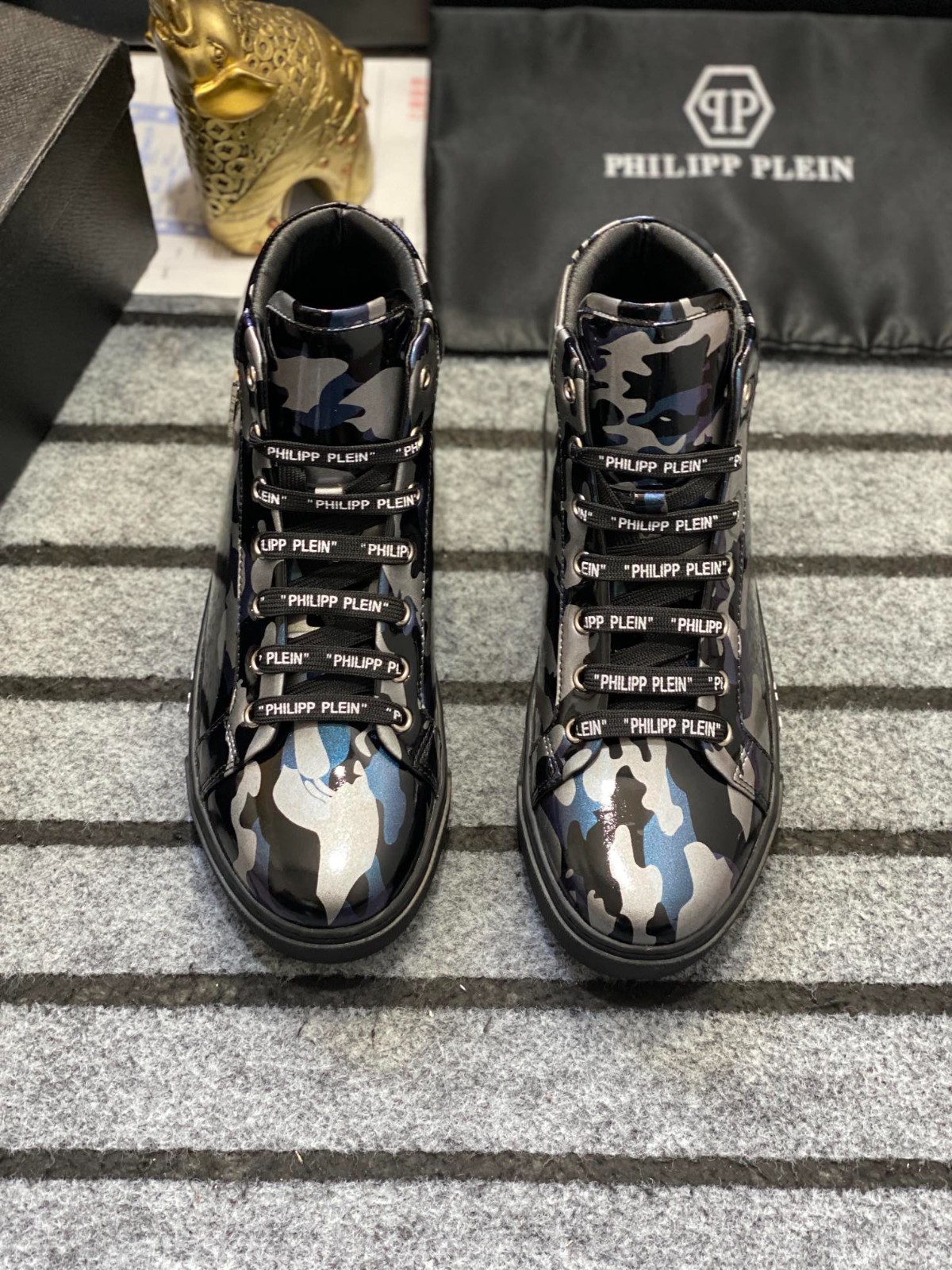 012 012#011-PhilippPlein-2023SS