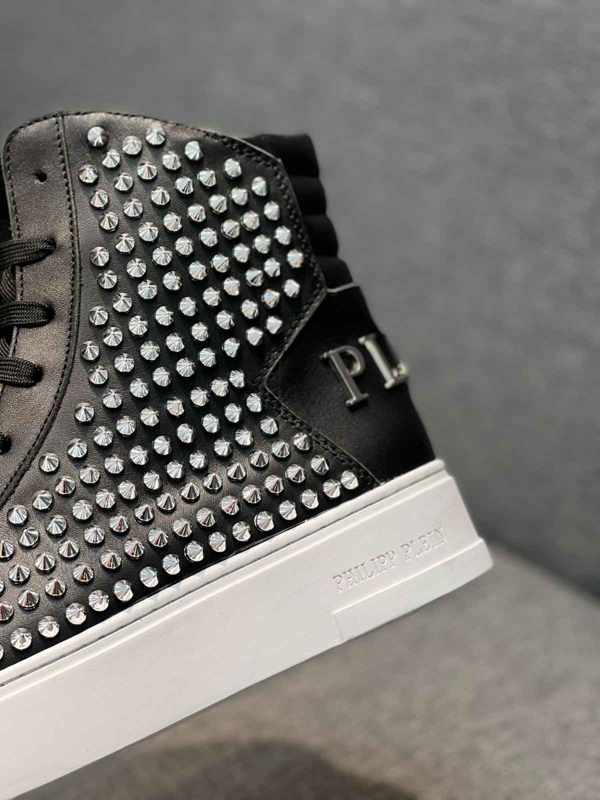 011 011#011-PhilippPlein-2023SS