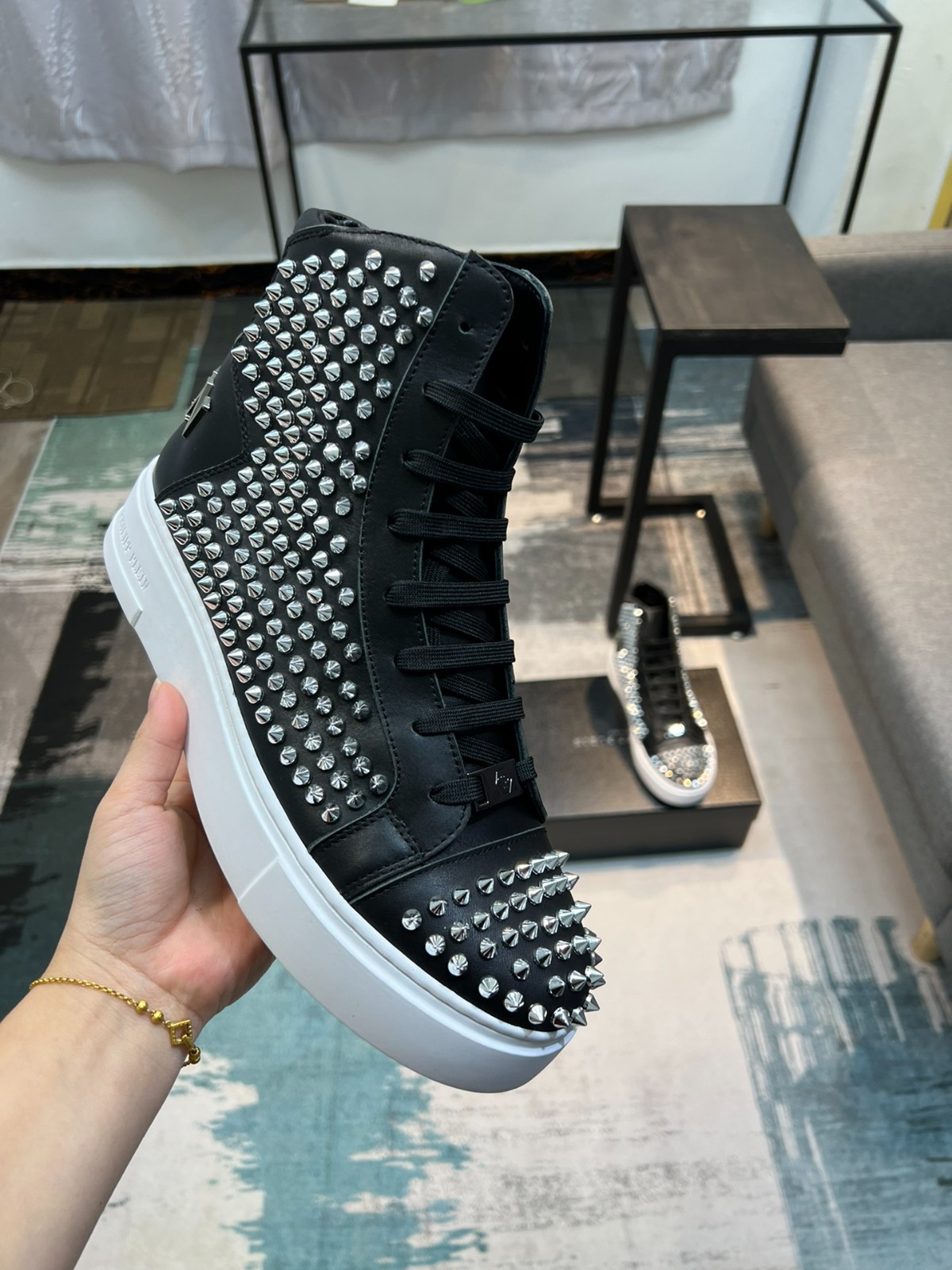 011 011#011-PhilippPlein-2023SS