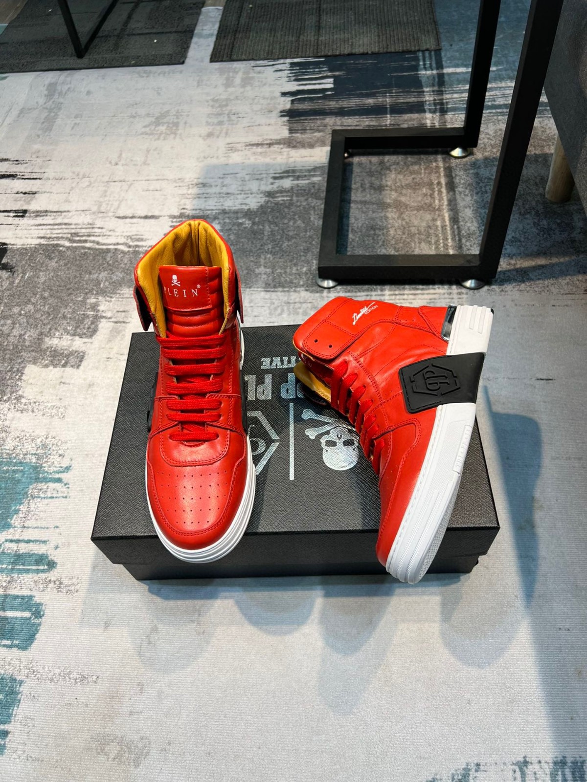 007 007#011-PhilippPlein-2023SS