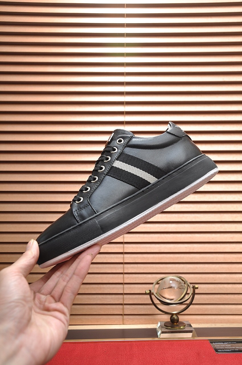 002 002#011-PhilippPlein-2023SS