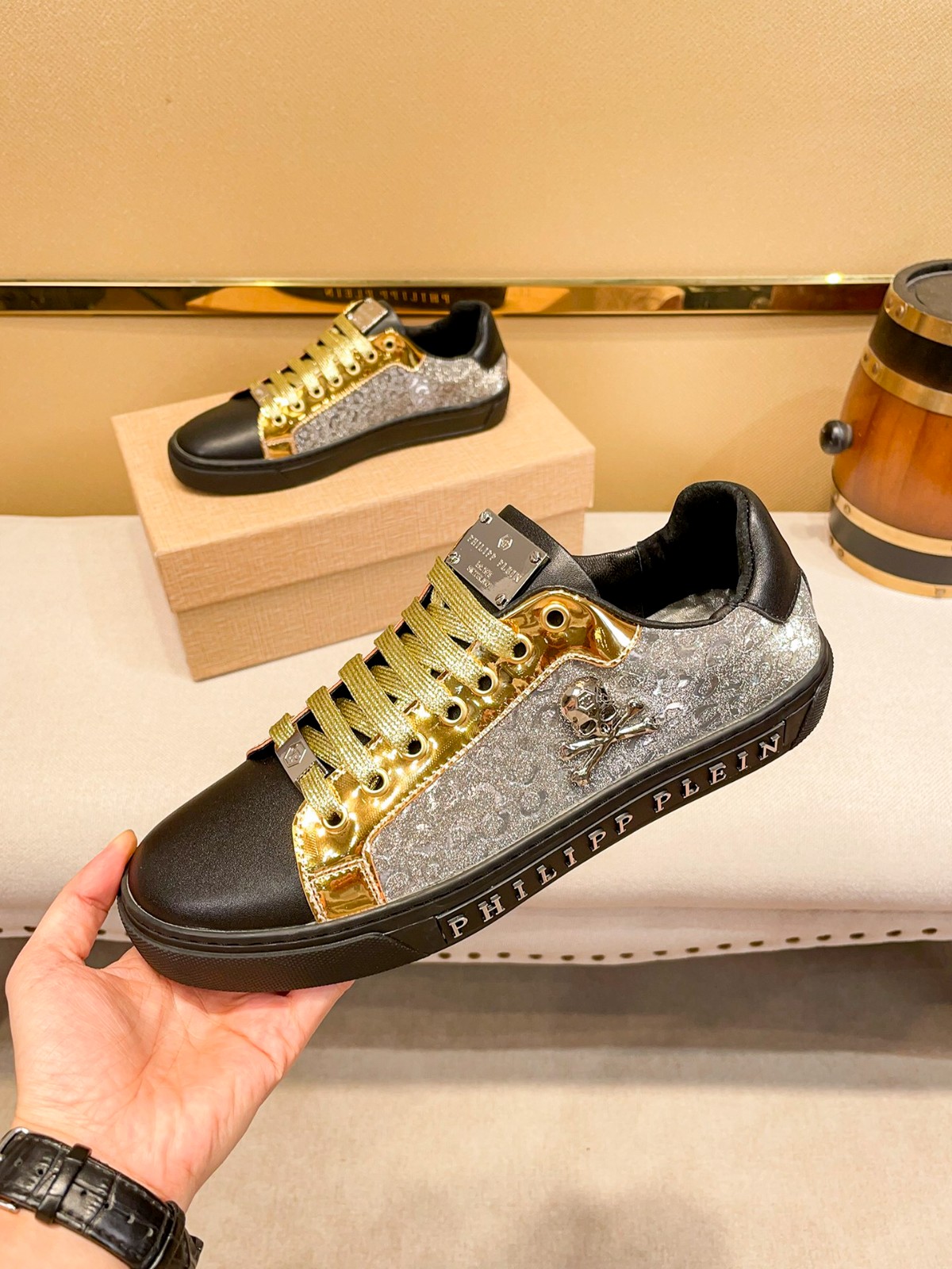 001 001#011-PhilippPlein-2023SS