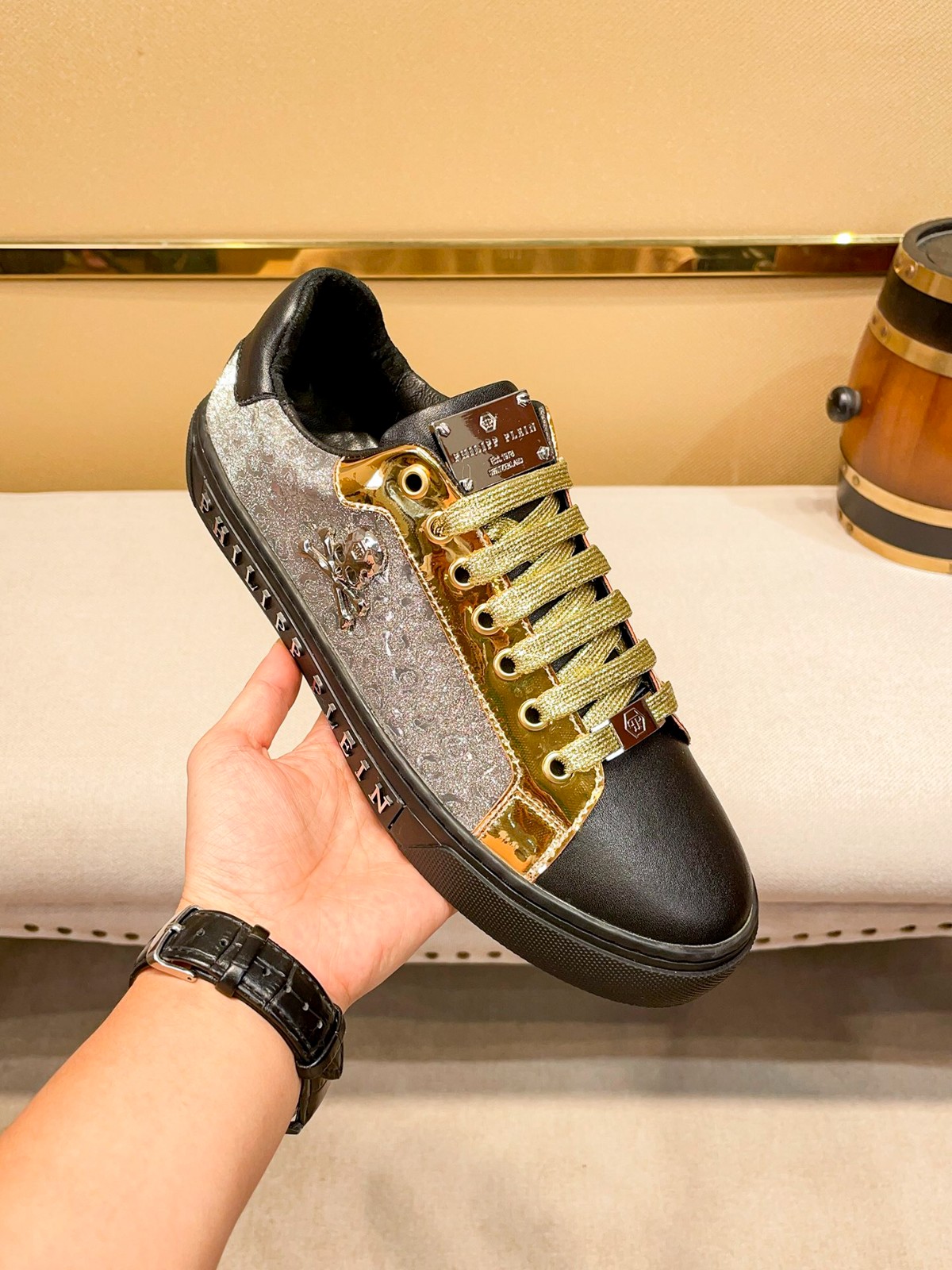 001 001#011-PhilippPlein-2023SS