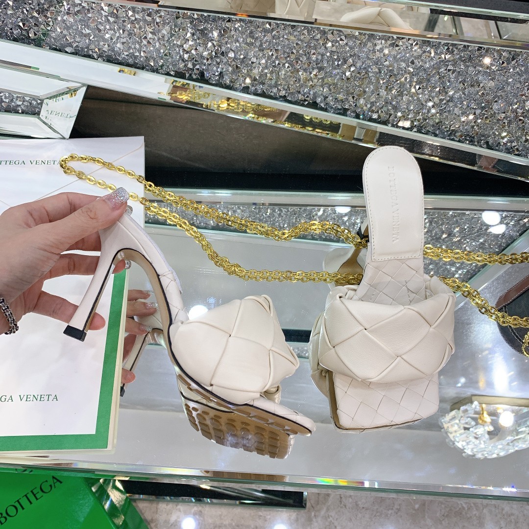 158 018#027-BV-Shoes-01-2022SS